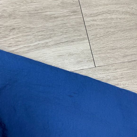 Uniqlo Red and Blue Windbreaker Jacket - Picture 9 of 13